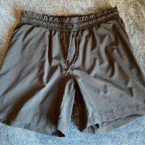 Mondi Women's Black Athletic Shorts